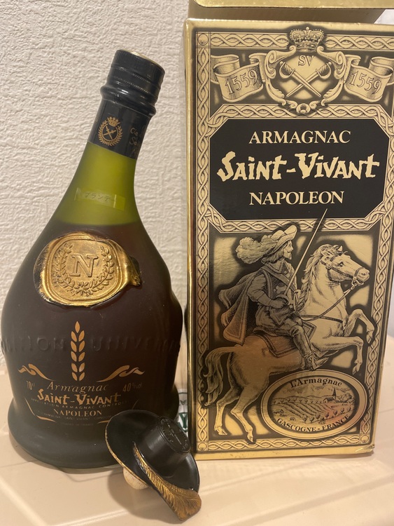 Saint-Vivant（お酒）の商品画像 - 査定依頼日：2025年6月2日 - 最高査定価格：1,300円