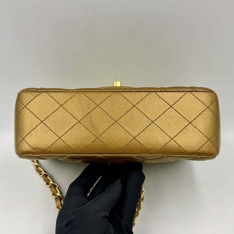 Chanel mini（ブランドバッグ）の商品画像 - 査定依頼日：2026年5月28日 - 最高査定価格：600,000円