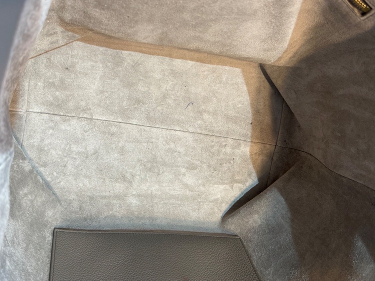 セリーヌ  （ブランドバッグ）の商品画像 - 査定依頼日：2026年2月9日 - 最高査定価格：210,000円