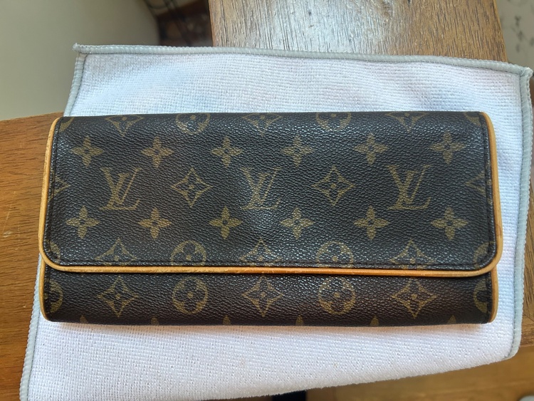 不明（ブランドバッグ）の商品画像 - 査定依頼日：2025年12月5日 - 最高査定価格：50,000円