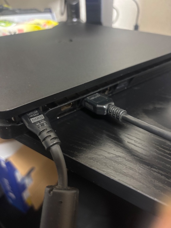 PlayStation4slim 1tb（ゲーム機本体・ゲームソフト）の商品画像 - 査定依頼日：2026年5月23日 - 最高査定価格：11,000円