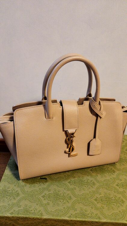 ダウンタウン ベイビー 2WAY（ブランドバッグ）の商品画像 - 査定依頼日：2025年8月11日 - 最高査定価格：130,000円