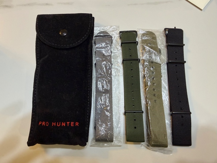 ロレックス GMTマスター （高級時計）の商品画像 - 査定依頼日：2026年1月20日 - 最高査定価格：1,780,000円