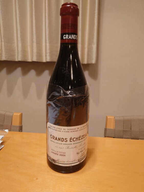 ワイン グラン・エシェゾー （お酒）の商品画像 - 査定依頼日：2026年3月15日 - 最高査定価格：300,000円