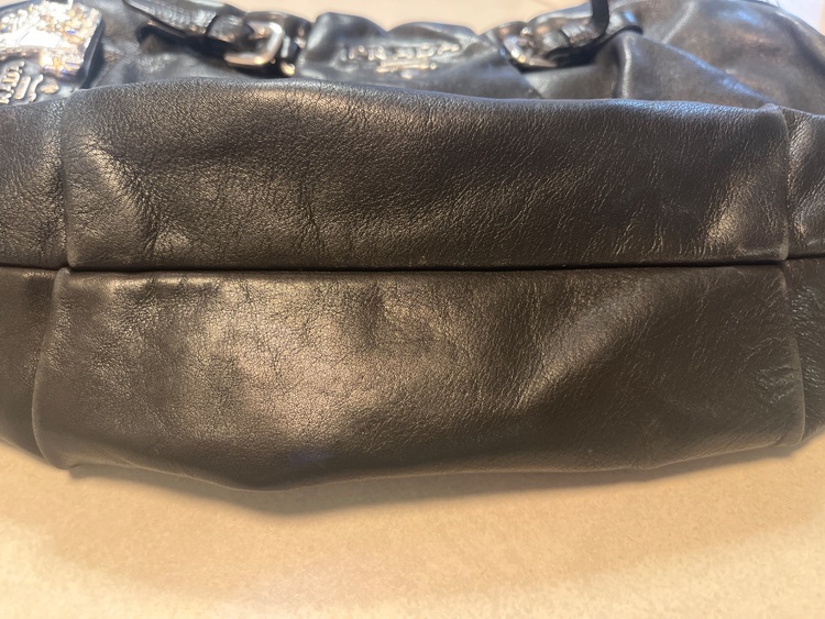 プラダ  （ブランドバッグ）の商品画像 - 査定依頼日：2025年11月16日 - 最高査定価格：24,000円