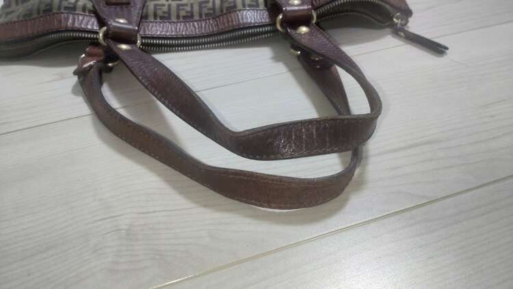 トートバック（ブランドバッグ）の商品画像 - 査定依頼日：2025年3月5日 - 最高査定価格：15,000円