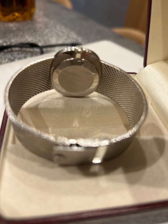 パテックフィリップ その他 ゴールデンエリプス　ホワイトご（高級時計）の商品画像 - 査定依頼日：2025年8月28日 - 最高査定価格：1,300,000円