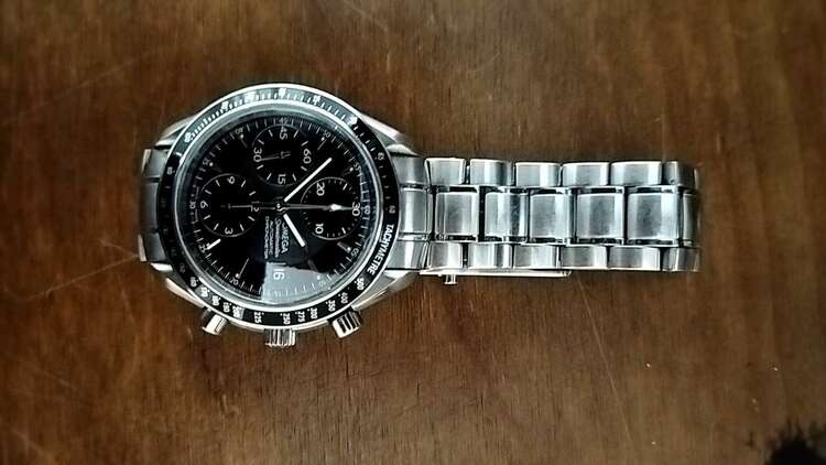 オメガ スピードマスター 3210.50（高級時計）の商品画像 - 査定依頼日：2025年5月17日 - 最高査定価格：350,000円