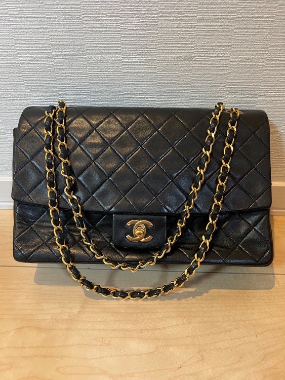 マトラッセ　シングルフラップ　ダブルチェーン（ブランドバッグ）の商品画像 - 査定依頼日：2025年11月11日 - 最高査定価格：300,000円