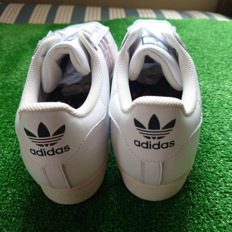 adidas SUPERSTAR H05143 26.5cm（その他のスポーツ用品）の商品画像 - 査定依頼日：2026年6月7日 - 最高査定価格：5,000円