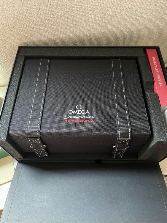 オメガ スピードマスター ス（高級時計）の商品画像 - 査定依頼日：2025年5月23日 - 最高査定価格：900,000円