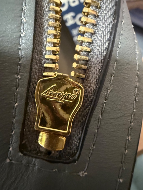 プラダ  （ブランドバッグ）の商品画像 - 査定依頼日：2026年3月8日 - 最高査定価格：60,000円