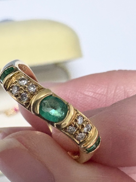 K18エメラルド、ルビー、サファイアリング（金・貴金属）の商品画像 - 査定依頼日：2025年11月12日 - 最高査定価格：320,000円