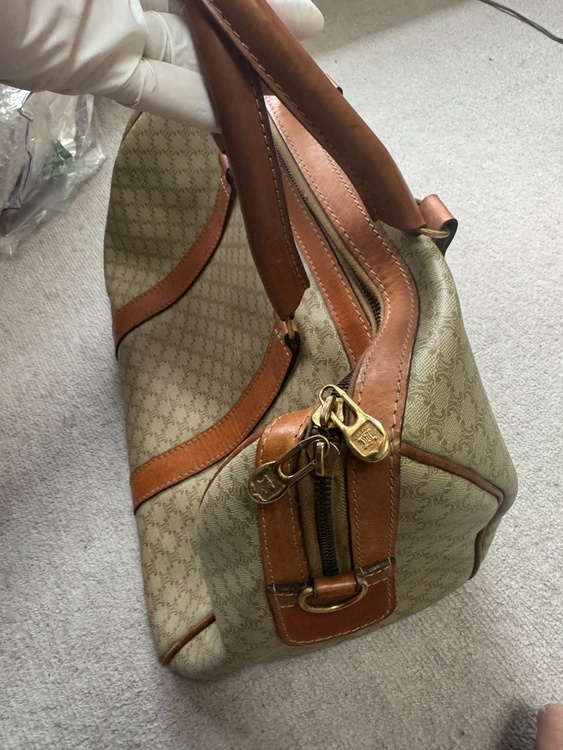 セリーヌ　バック（ブランドバッグ）の商品画像 - 査定依頼日：2026年1月11日 - 最高査定価格：13,000円