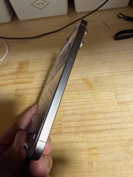 iPhone 15 Pro Max 1TB Softbank（スマホ）の商品画像 - 査定依頼日：2026年4月10日 - 最高査定価格：110,000円