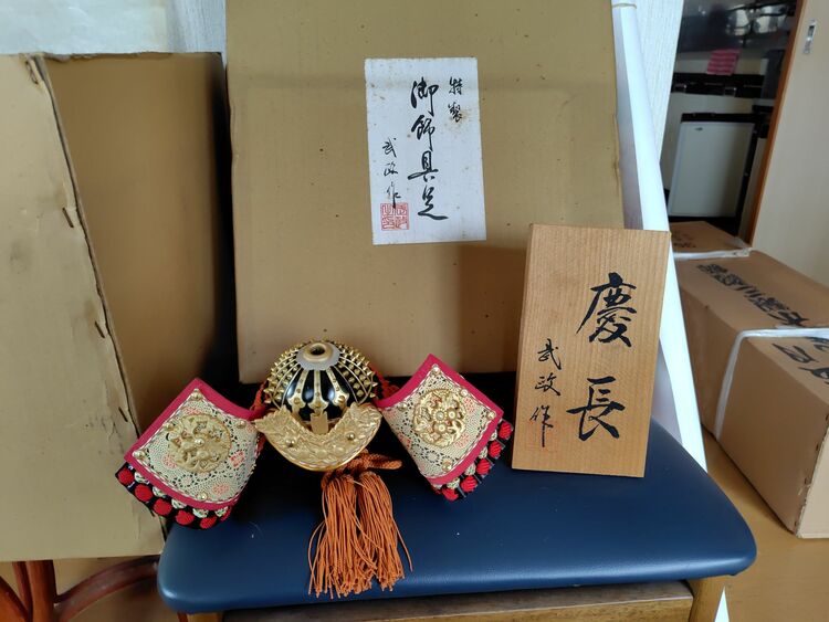 五月人形と雛人形（美術品・骨董品）の商品画像 - 査定依頼日：2025年9月15日 - 最高査定価格：2,000円