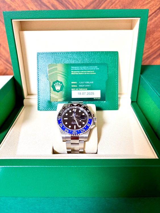 GMTマスターII   126710BLNR オイスターブレス（高級時計）の商品画像 - 査定依頼日：2025年8月17日 - 最高査定価格：2,730,000円