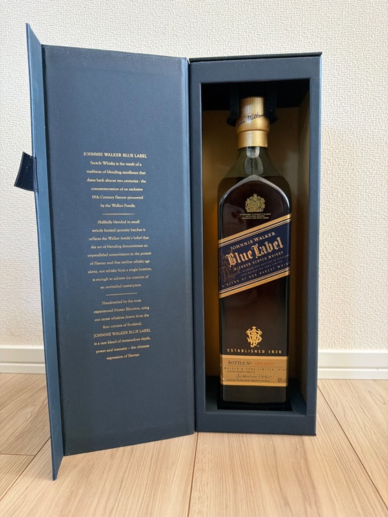 Blue Label（お酒）の商品画像 - 査定依頼日：2026年3月8日 - 最高査定価格：37,000円