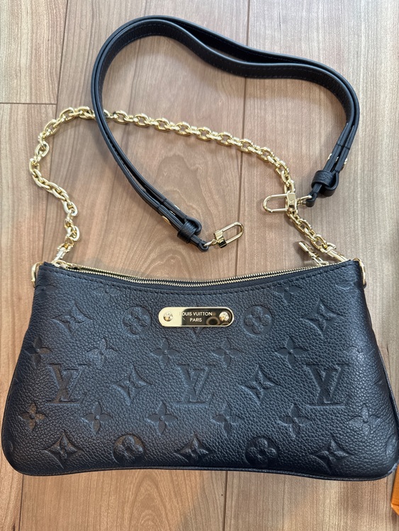 ハンドバッグ（ブランドバッグ）の商品画像 - 査定依頼日：2025年6月25日 - 最高査定価格：250,000円