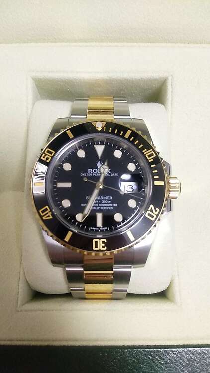 サブマリーナデイト（高級時計）の商品画像 - 査定依頼日：2025年4月20日 - 最高査定価格：2,000,000円