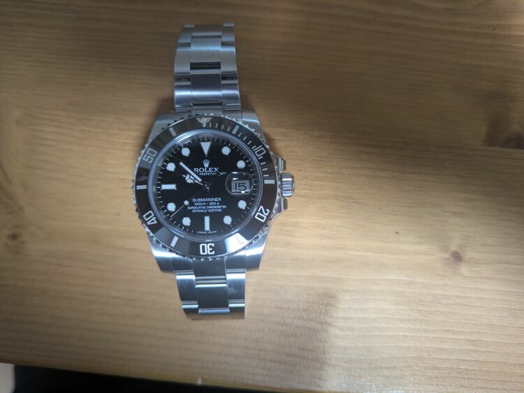 ロレックス サブマリーナー 116610N（高級時計）の商品画像 - 査定依頼日：2025年7月3日 - 最高査定価格：1,620,000円