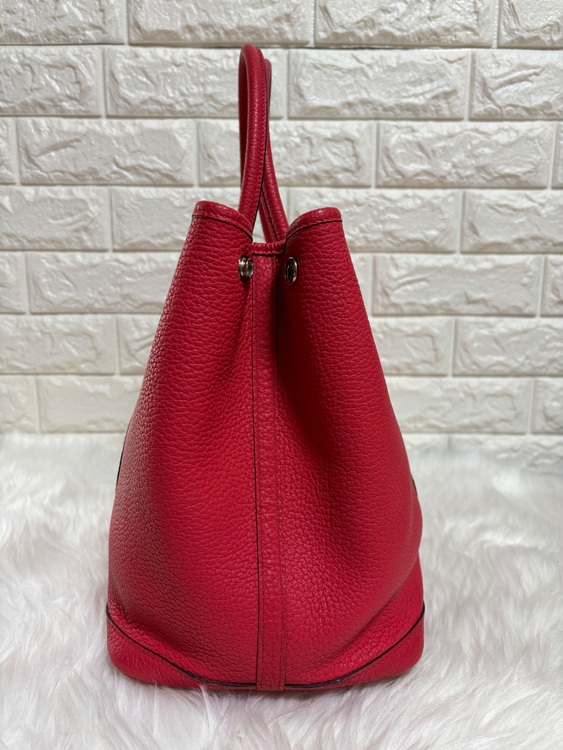 エルメス ガーデンパーティPM ネゴンダ ブーゲンビリア C刻印（ブランドバッグ）の商品画像 - 査定依頼日：2025年11月15日 - 最高査定価格：110,000円