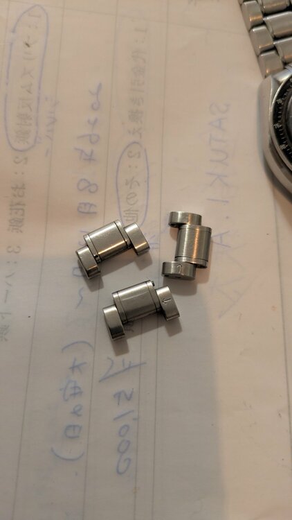 オメガ スピードマスター（高級時計）の商品画像 - 査定依頼日：2026年9月5日 - 最高査定価格：500,000円