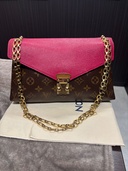 パラス　チェーンショルダーバッグ（ブランドバッグ）の商品画像 - 査定依頼日：2026年2月9日 - 最高査定価格：63,000円