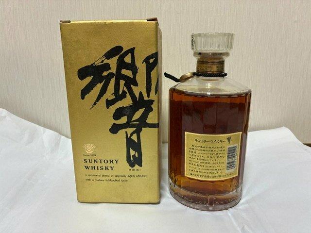 ウイスキー サントリー響 （お酒）の商品画像 - 査定依頼日：2026年5月6日 - 最高査定価格：28,000円