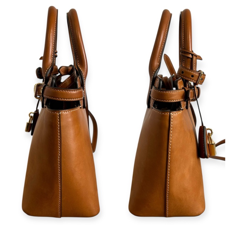 セリーヌ  （ブランドバッグ）の商品画像 - 査定依頼日：2025年12月3日 - 最高査定価格：200,000円