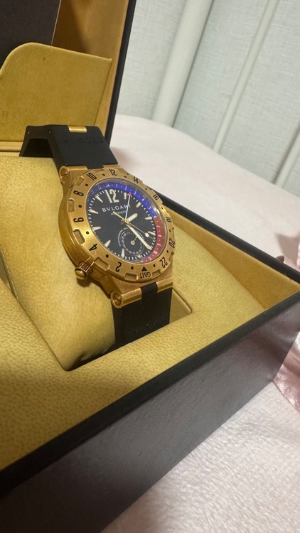 ブルガリ ディアゴノ GMT40GV（高級時計）の商品画像 - 査定依頼日：2026年3月12日 - 最高査定価格：2,000,000円