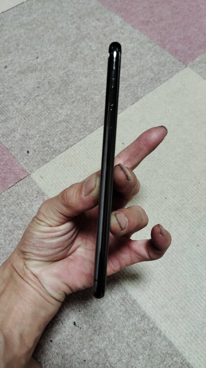 iPhoneXS Max 256GB au（スマホ）の商品画像 - 査定依頼日：2026年3月27日 - 最高査定価格：13,000円