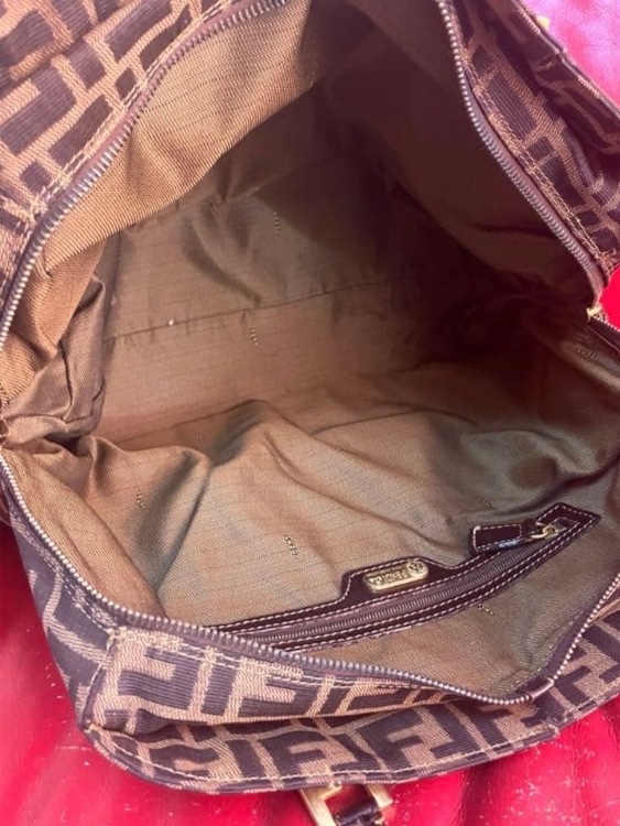 バック（ブランドバッグ）の商品画像 - 査定依頼日：2026年1月19日 - 最高査定価格：35,000円