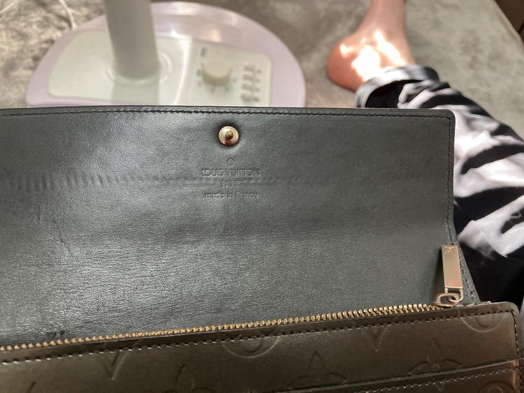 ポルトウォイユ　TH0015（ブランド財布・小物）の商品画像 - 査定依頼日：2026年9月24日 - 最高査定価格：4,000円