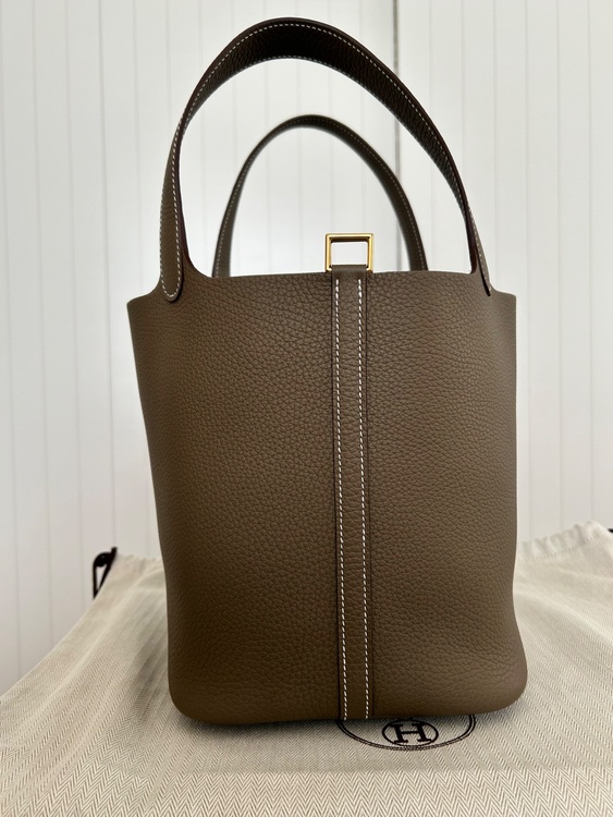 ピコタンロック MM（ブランドバッグ）の商品画像 - 査定依頼日：2026年1月24日 - 最高査定価格：590,000円