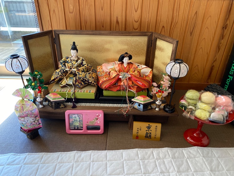 雛人形（美術品・骨董品）の商品画像 - 査定依頼日：2026年5月19日 - 最高査定価格：100,000円