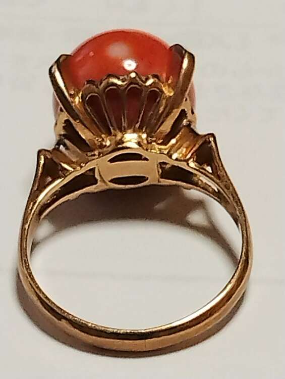 珊瑚18金リング（金・貴金属）の商品画像 - 査定依頼日：2025年4月1日 - 最高査定価格：100,000円