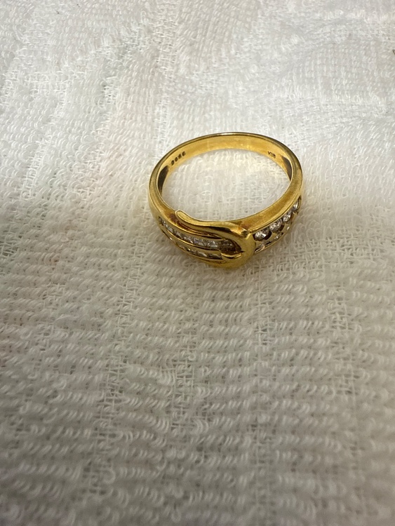 18金リング、バケットミックスカット　ラウンドブリリアントカット（金・貴金属）の商品画像 - 査定依頼日：2025年12月7日 - 最高査定価格：230,000円