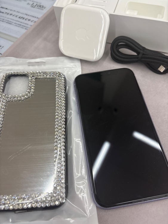 iPhone11 64GB Softbank（スマホ）の商品画像 - 査定依頼日：2026年5月19日 - 最高査定価格：19,000円