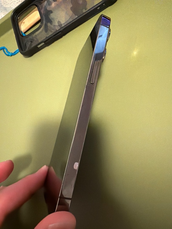 iPhone13pro 256gb（スマホ）の商品画像 - 査定依頼日：2026年1月5日 - 最高査定価格：49,000円