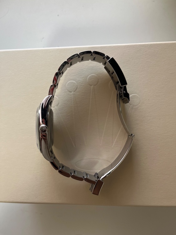 ロレックス エクスプローラー 21427（高級時計）の商品画像 - 査定依頼日：2026年1月12日 - 最高査定価格：1,170,000円