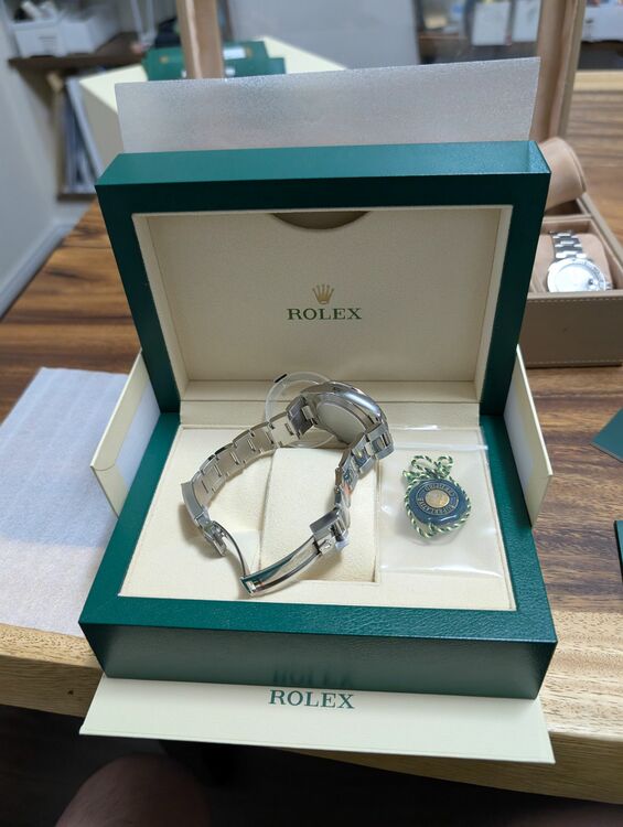 ロレックス デイトナ 11652（高級時計）の商品画像 - 査定依頼日：2025年10月29日 - 最高査定価格：3,500,000円