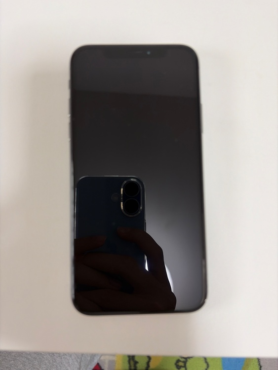 iPhone iPhoneXS 64GB SIMフリー（スマホ）の商品画像 - 査定依頼日：2026年6月5日 - 最高査定価格：16,000円
