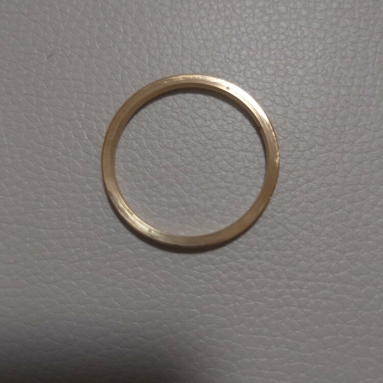 ロレックスベゼル（金・貴金属）の商品画像 - 査定依頼日：2026年4月17日 - 最高査定価格：100,000円