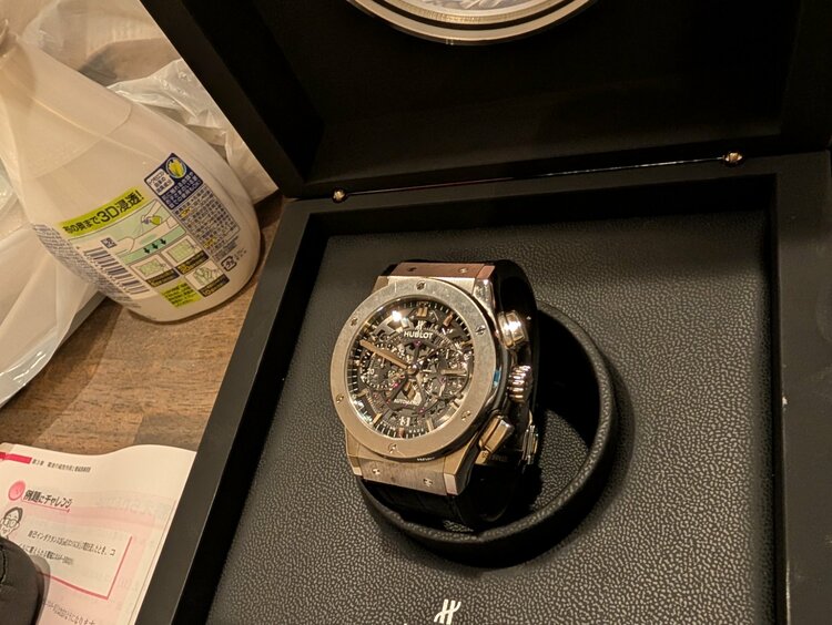 ウブロ クラシックフュージョン （高級時計）の商品画像 - 査定依頼日：2026年2月1日 - 最高査定価格：950,000円