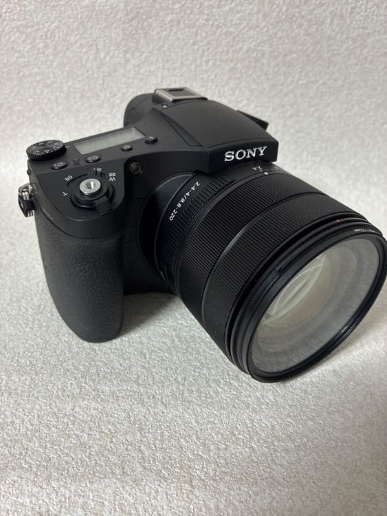 DSC RX10Ⅲ（カメラ）の商品画像 - 査定依頼日：2026年4月23日 - 最高査定価格：75,100円