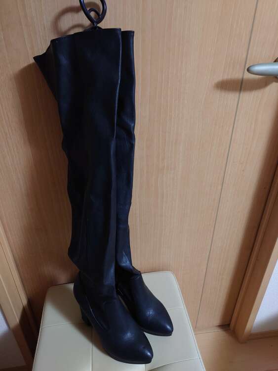 ロングブーツ（古着・ファッション）の商品画像 - 査定依頼日：2025年2月23日