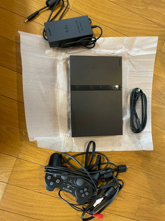 PS2（ゲーム機本体・ゲームソフト）の商品画像 - 査定依頼日：2023年11月20日 - 最高査定価格：5,000円