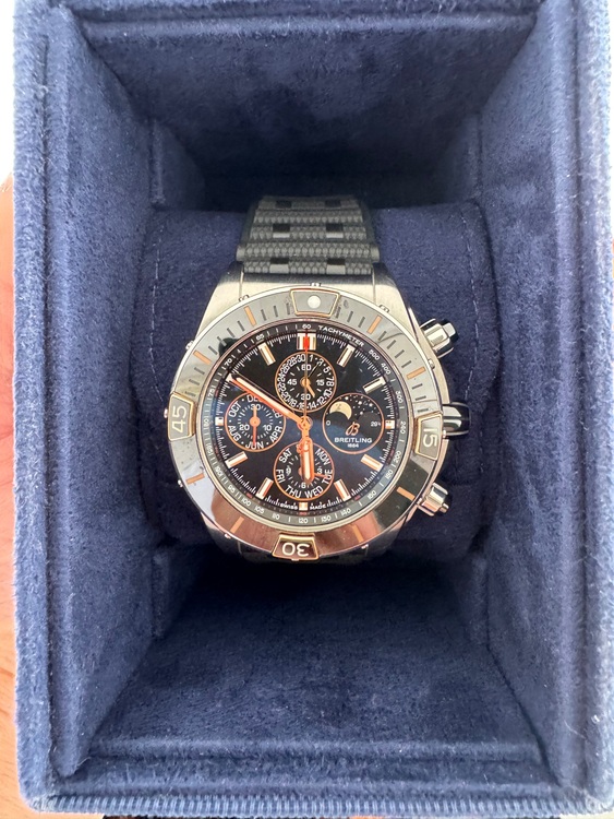 ブライトリング クロノマット （高級時計）の商品画像 - 査定依頼日：2025年8月12日 - 最高査定価格：1,000,000円
