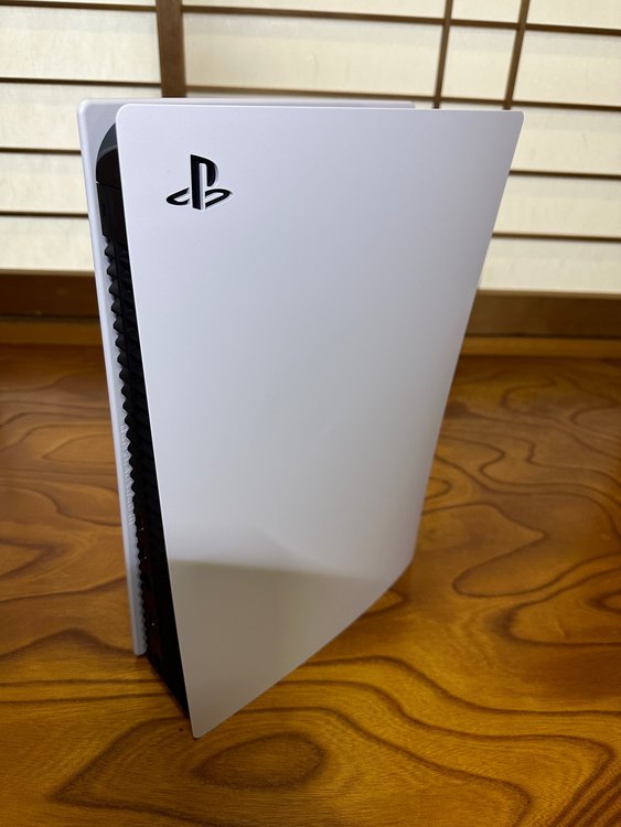 PlayStation5 デジタルエディション　CFI-1200B（ゲーム機本体・ゲームソフト）の商品画像 - 査定依頼日：2023年6月22日 - 最高査定価格：28,000円